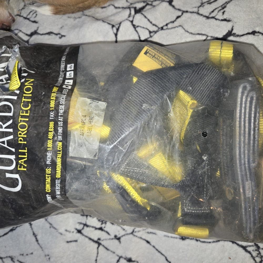 Fall Protection Harness - Black and Yellow